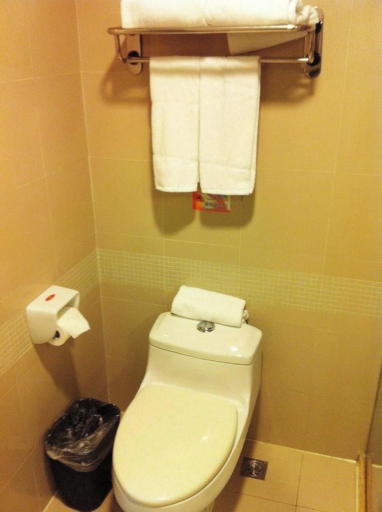 Home Inn Hotel Guiyang Fushui Middle Road Exteriör bild