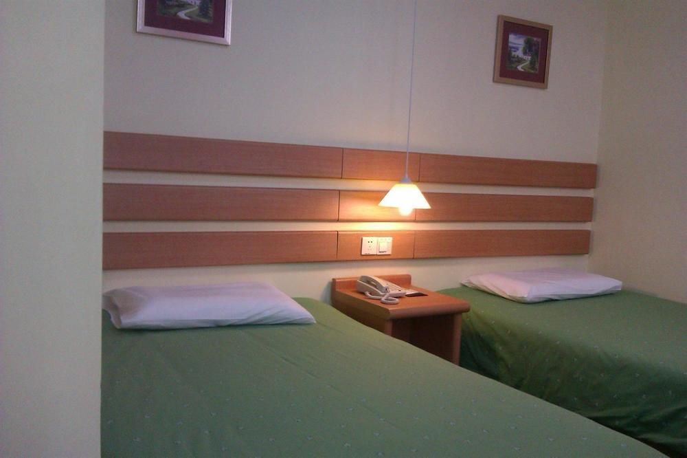 Home Inn Hotel Guiyang Fushui Middle Road Exteriör bild